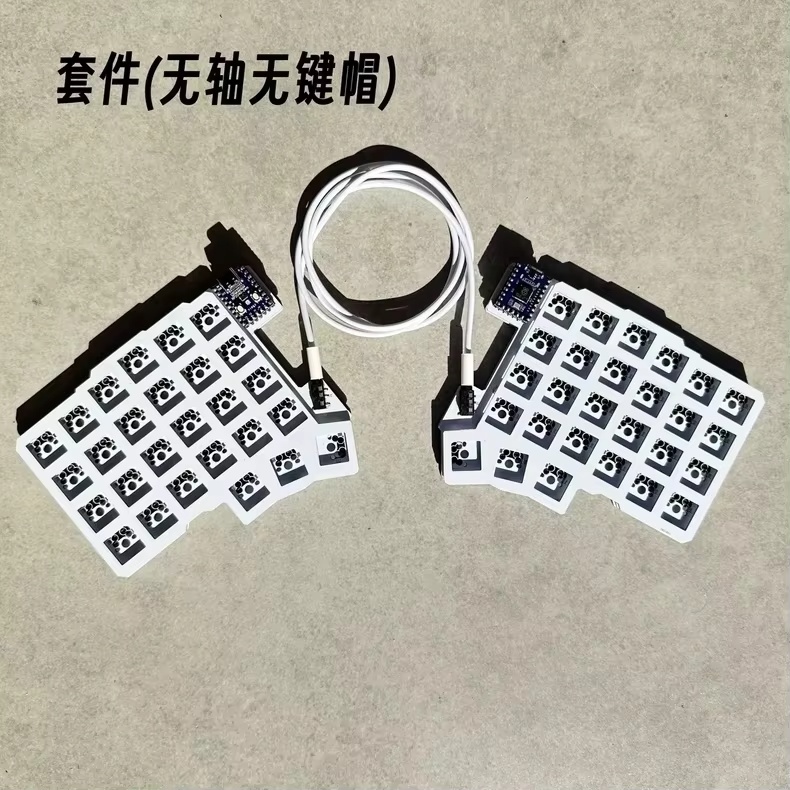 Silakka54 人間工学に基づいた分割型メカニカルキーボ - Gaming Keyboard Hot Swappable のレビューと価格